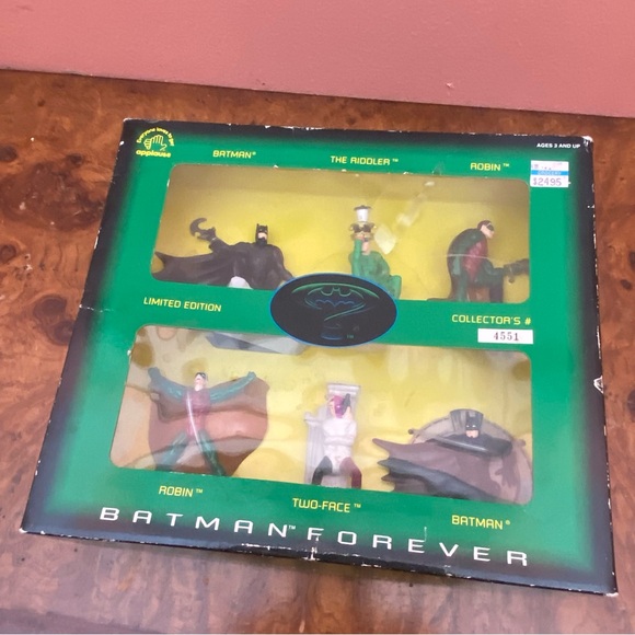 1995 Batman Forever Set of 6 Figures Batman Robin Two-Face Riddler Open Box - Picture 3 of 16